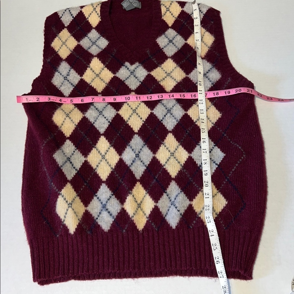 Lord & Taylors Argyle Vintage Virgen Wool Sweater Vest Diamond Pattern Size XL - Picture 7 of 9